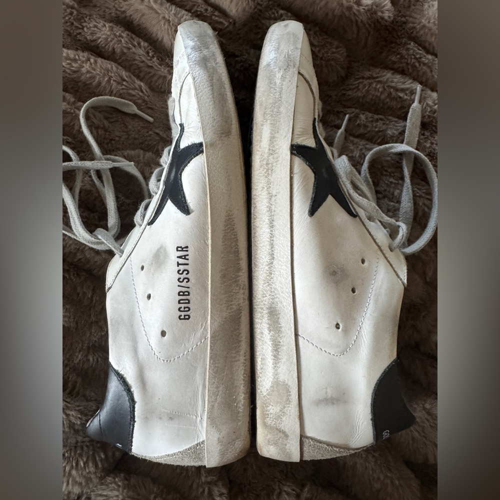 Authentic Golden Goose Sneakers - Size 40 - Picture 4 of 6